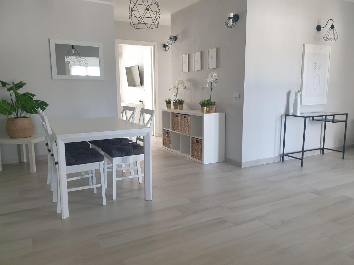 Mare E Vacanze Villa Villa San Pietro Exteriör bild